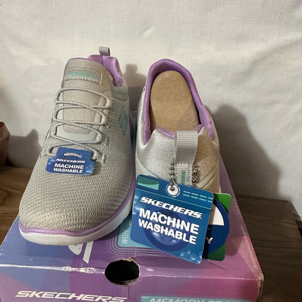 Skechers Light Gray and Lavender Sneakers 6.5
